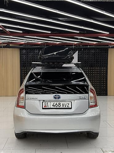 Унаа: Toyota Prius: 2014 г., 1.8 л, Автомат, Гибрид, Универсал — 6