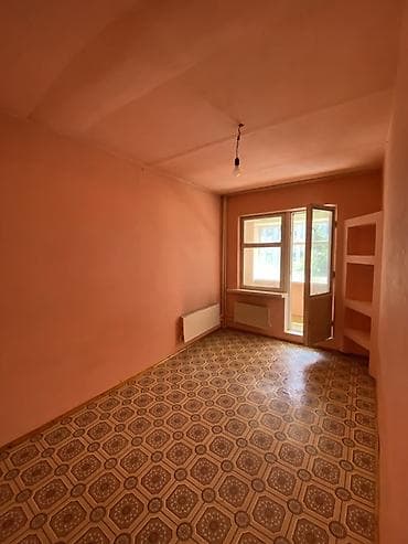 4: 3 комнаты, 88 м², Джал мкр (в т.ч. Верхний, Нижний, Средний) Индивидуалка, 4 этаж, Требуется ремонт — 2