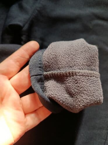 продаю или меняю на автомат: Отдам даром вещи и обувь для мальчика 6-7 лет есть ещё рюкзак — 5