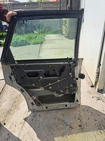 Задняя левая Audi, Б/у, Оригинал — 2