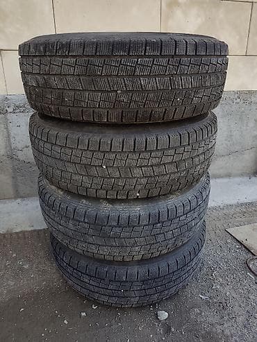 Колеса в сборе 205 / 70 / R 15, Зима, Б/у, Комплект, Легковые, Железные, отверстий - 5