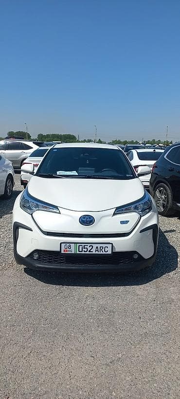 byd e1: Toyota C-HR: 2021 г., 1.5 л, Вариатор, Электромобиль, Кроссовер — 6