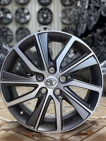 r19 camry: Литые Диски R 17 Toyota, Комплект, отверстий - 5, Б/у — 1