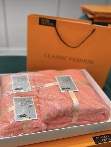 махровое постельное белье: Подарочный набор полотенец (3 штуки) Состав набора: - 1 большое — 2