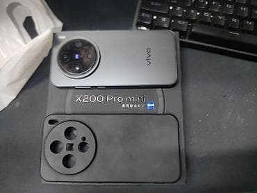 Vivo X200 Pro mini, Б/у, 256 ГБ, цвет - Серый, 2 SIM