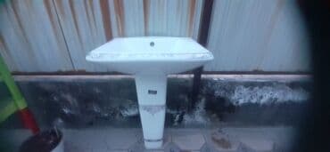 Унитазы и комплектующие: Раковина для ванной, Особенности: Мраморные прожилки, Квадратная форма, Материал: Керамика, Размер: 56 x 45 см — 2