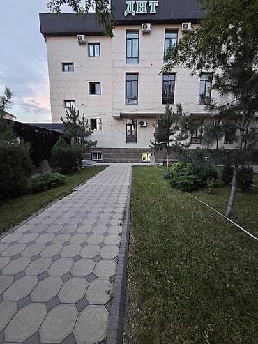 кв манас: Аренда офисов, 19 м², В бизнес центре, 1 линия, С системой безопасности — 1