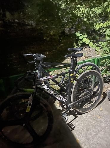 bxt fix: Фикс-байк (fixed gear) с кастомным оформлением “вишня”. Основные — 4
