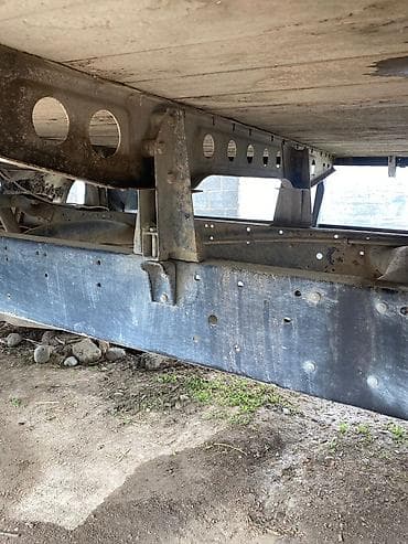 ступенька авто: Легкий грузовик, Mercedes-Benz — 2