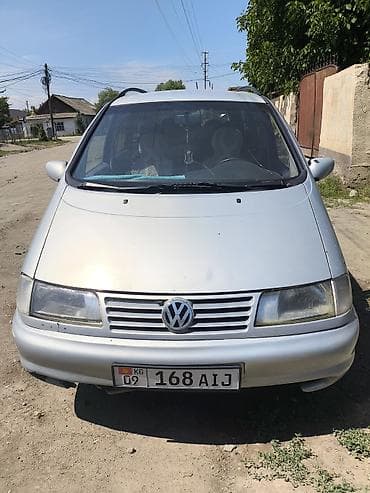 Volkswagen Sharan: 1997 г., 2 л, Механика, Бензин, Минивэн