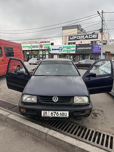 диски 4 дырые: Volkswagen Vento: 1993 г., 1.8 л, Ручные, Седан — 2