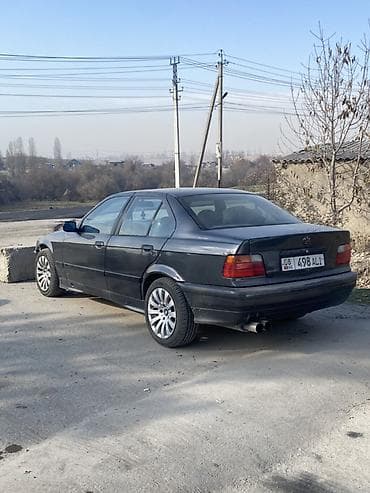 BMW 3 series: 1993 г., 2.8 л, Ручные, Бензин, Седан