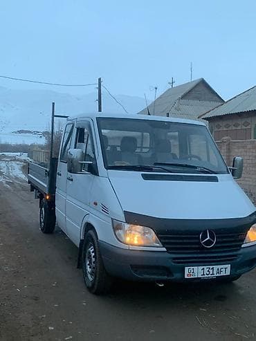 Грузовик, Mercedes-Benz, Дубль, 3 т, Б/у at lalafo.kg Грузовик, Mercedes-Benz, Дубль, 3 т, Б/у