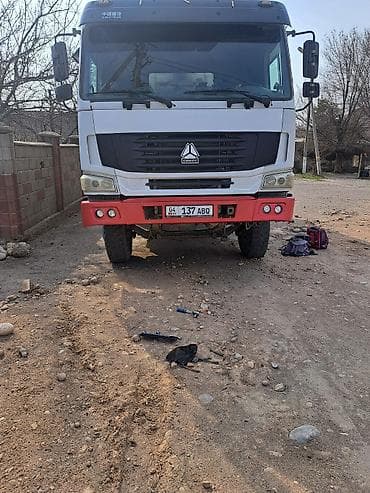 продажа эксковатор: Грузовик, Howo, Дубль, 7 т, Б/у — 1