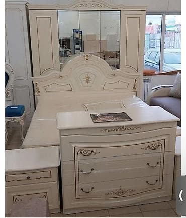 Стулья, табуретки: Спальный гарнитур, Б/у, Двуспальная кровать, Шкаф, Комод, Белоруссия, Дерево, Самовывоз, цвет - Белый — 8