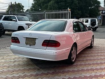 Транспорт: Mercedes-Benz E-Class: 2001 г., 3.2 л, Автомат, Бензин, Седан — 4