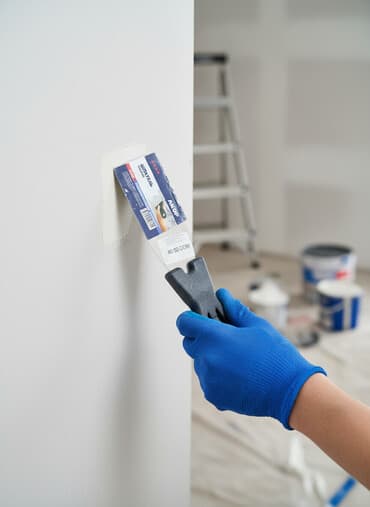 Строительный магазин "Хозмаг": Шпатель «АКОР» лаковый, ширина лезвия 40 мм. Особенности: - Узкое