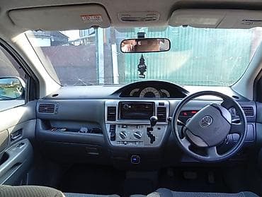 transporter multivan: Toyota Raum: 2003 г., Автомат, Бензин, Хэтчбэк — 5