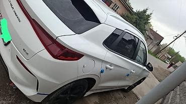 bid e5: BYD E2: 2022 г., Электромобиль, Хэтчбэк — 3