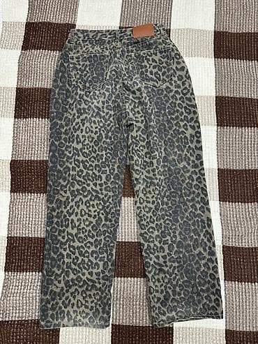 кожаные джинсы: Джинсы с леопардовым принтом - Материал: плотный деним. - Посадка — 2