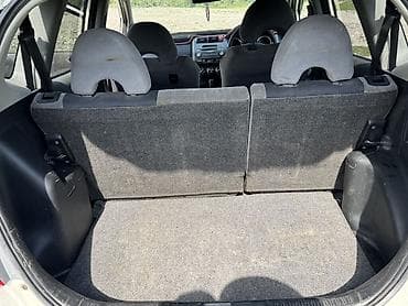 Унаа сатуу: Honda Fit: 2002 г., 1.3 л, Вариатор, Бензин, Хетчбек — 10