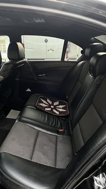 aion v plus: BMW 5 series: 2003 г., 3 л, Механика, Бензин, Седан — 5