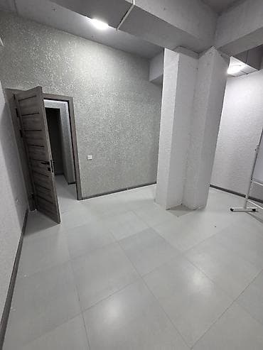 сдаю под массаж: Аренда офисов, 35 м², В бизнес центре, С видом на горы, 1 линия, С оборудованием — 10