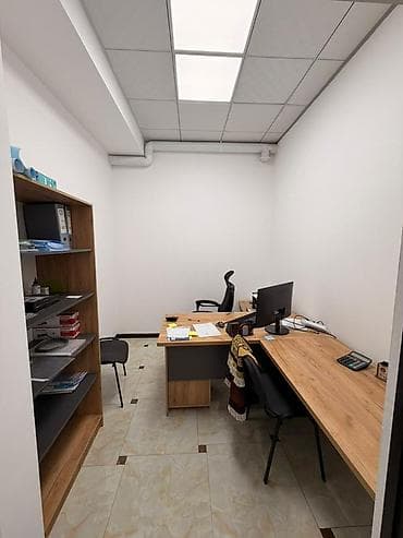 сдается офис: Аренда офисов, 100 м², В бизнес центре, С видом на горы, 1 линия, С системой безопасности — 5
