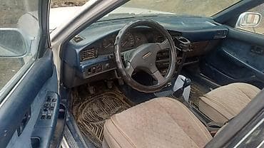 труено ае86: Toyota Carina: 1992 г., 1.6 л, Механика, Бензин, Лифтбек — 7