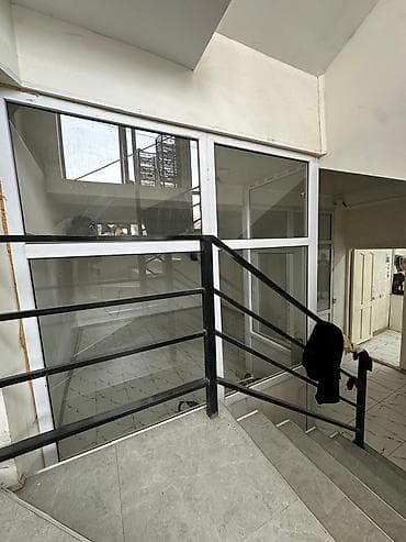 baytik tower: 2, 3 этаж и подвал, Сдается коммерческое помещение. 2 (110 кв), 3 — 9