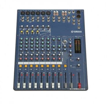 аппаратуру behringer: Возможности коммутации MG124CX предусматривают 10 микрофонных/линейных — 2