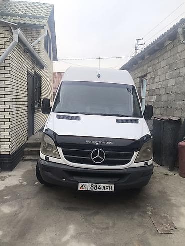 Унаа тетиктери: Mercedes-Benz — интерьер коммерческого фургона (серия Sprinter) — 6