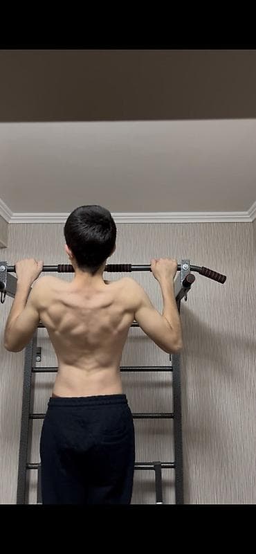 балоневый ключ: Турник, Б/у — 1