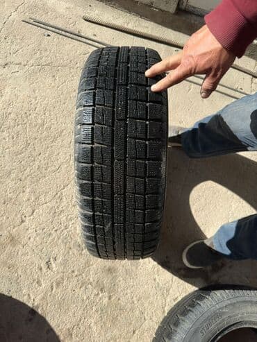 Шины: Шины 215 / 60 / R 16, Зима, Pirelli — 4