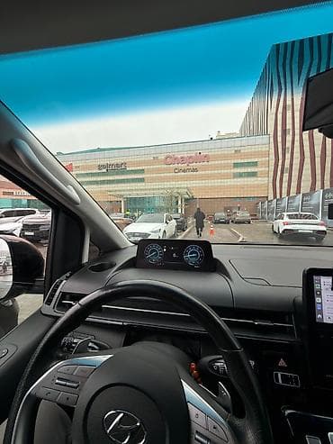 делать: Hyundai Staria: 2021 г., 3.5 л, Автомат, Газ, Минивэн — 4