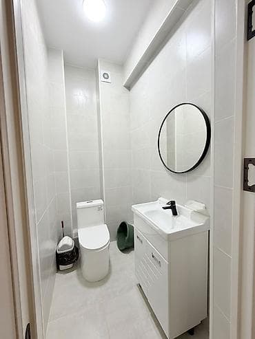 Бөлмөлөр: Сдаются 1.2.3 комнатные кв Элитки в центре. Строго Для командировочных — 6