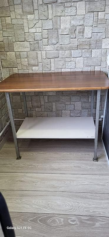 coffee table: Стол рабочий с полкой - Прочная столешница под дерево, прямоугольная — 1