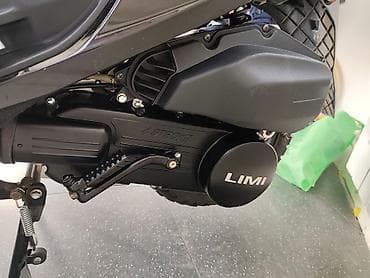 Мототехника: Макси-скутер 150 куб. см, Бензин — 7