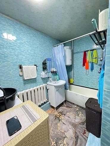 дом из бишкек: Ж/М Ак Ордо Просторный 6 комнатный дом с ремонтом Большая сквозная — 2