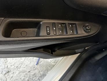 Продажа авто: Chevrolet Spark: 2018 г., 0.1 л, Вариатор, Бензин, Хэтчбэк — 6