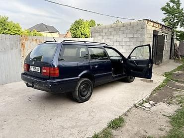 Volkswagen: Volkswagen Passat: 1994 г., 1.8 л, Механика, Бензин, Универсал — 2