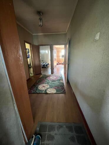 продаю квартиру ак кеме: 2 комнаты, 52 м², 3 этаж — 7