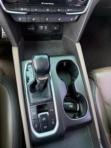 Hyundai Santa Fe: 2019 г., 2 л, Автомат, Дизель, Кроссовер — 9