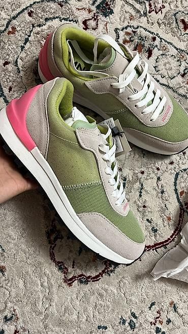 миск манго цена: Кроссовки Манго
37 размер
5500 — 1