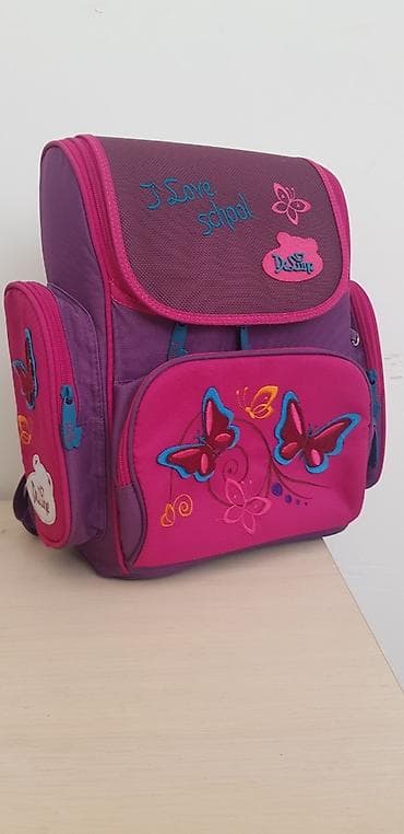 Продаю рюкзак б/У. Для 1-3 классов. Состояние отличное. Как новое