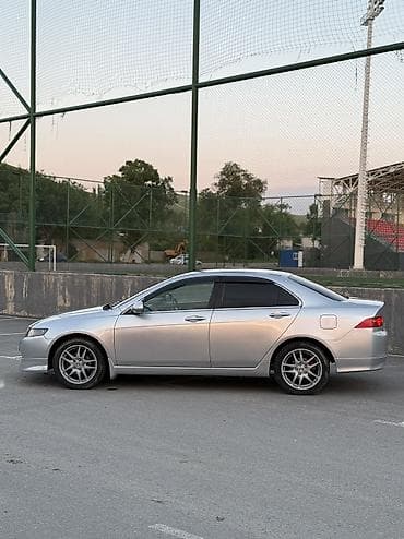 mazda demio 2004: Honda Accord: 2004 г., 2 л, Автомат, Бензин, Седан — 3