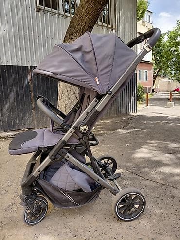 Прогулочная коляска, универсальная для города. Основные особенности