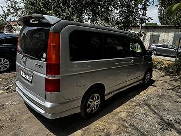 Honda Stepwgn: 2002 г., 2 л, Автомат, Газ, Минивэн