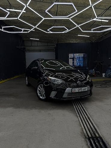 Toyota Corolla: 2014 г., 1.8 л, Автомат, Бензин — 2