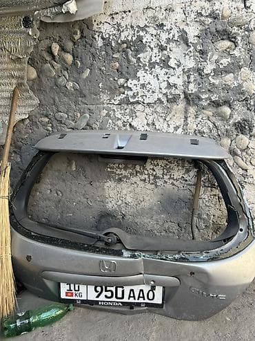 термо кузов: Спойлер (накладка на верхнюю кромку пятой двери) для Honda Civic — 3